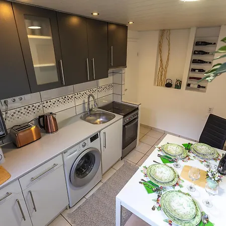 Eighth Wonder * Budapeşte