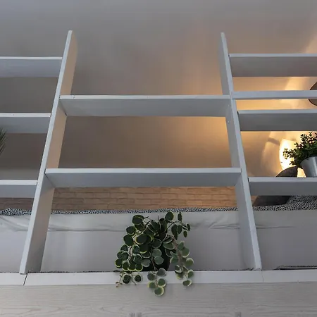 Eighth Wonder Apartman